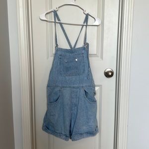 Express shorts overall, Size L,